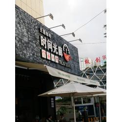 萬達(dá)廣場與廈門祥飛廣告 亞克力制品加工與廣告設(shè)計的完美結(jié)合